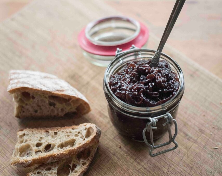 Red Onions & Blueberry Jam